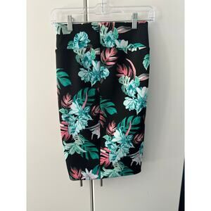 Guess Floral Mesh Insert Pencil Skirt - Size Small